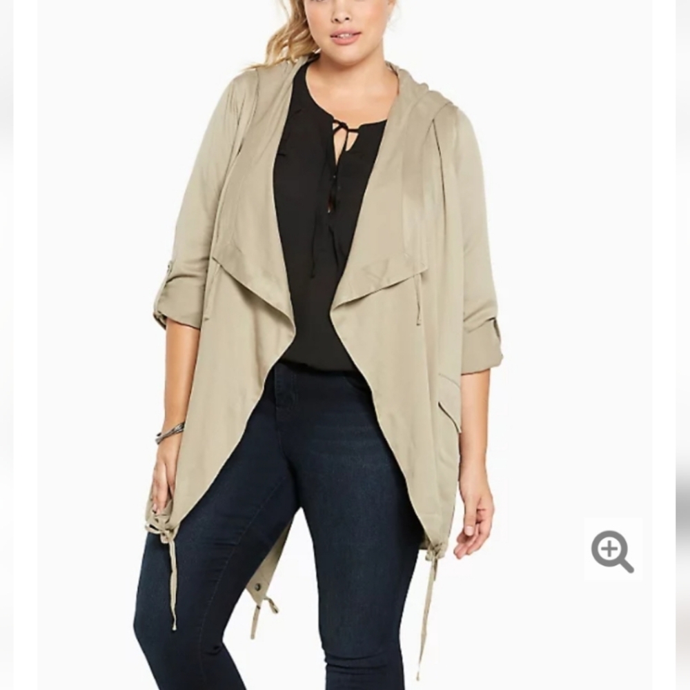 TORRIDO Jaket Drape Front Hooded Anorak